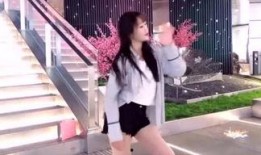 娱乐吃瓜侃不停,吃瓜群众侃不停，揭秘明星幕后故事