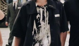 娱乐吃瓜君肖战王一博,娱乐圈的“瓜王”对决，谁才是真正的吃瓜达人？