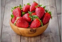 娱乐吃瓜酱草莓视频