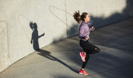 娱乐吃瓜酱跳绳,揭秘明星健身新潮流